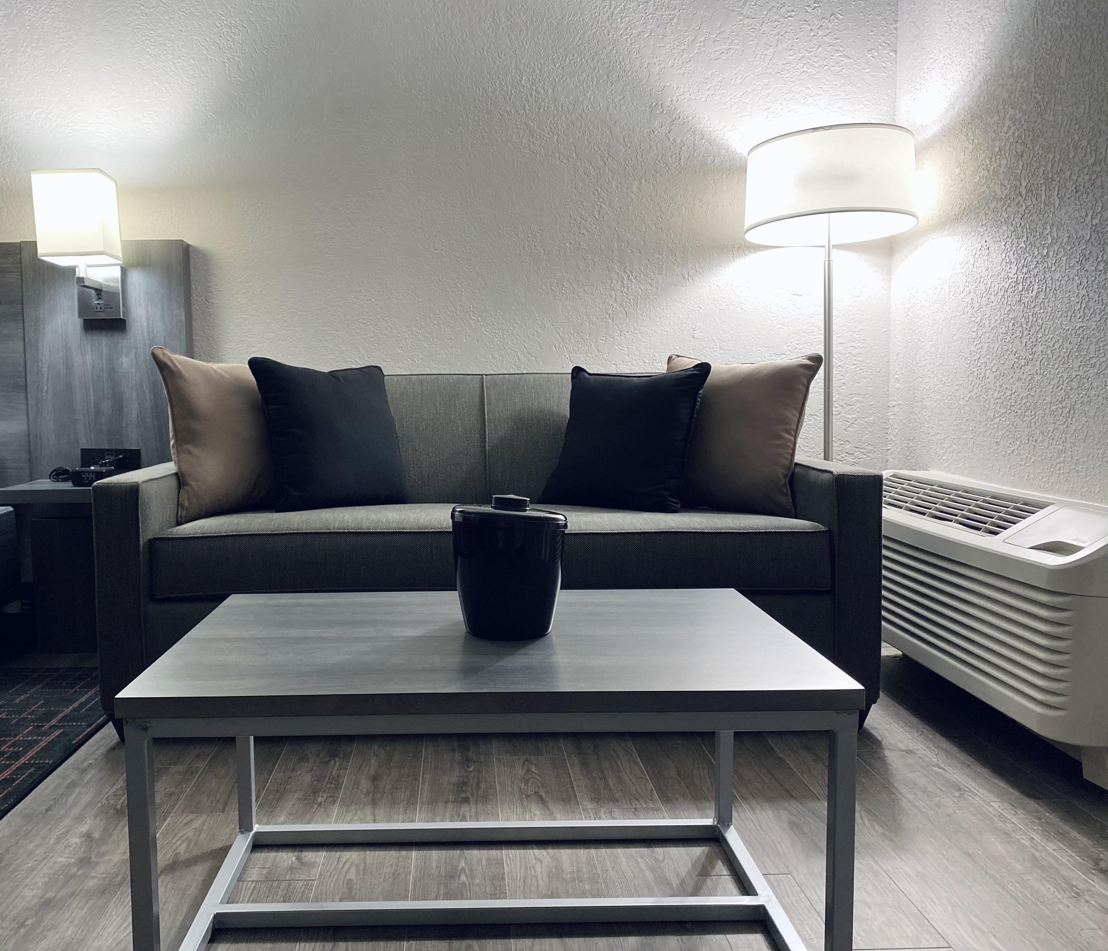 Hotel Ramada By Wyndham Hartford North - Bradley Airport Windsor Locks Zewnętrze zdjęcie
