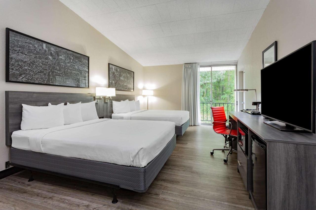 Hotel Ramada By Wyndham Hartford North - Bradley Airport Windsor Locks Zewnętrze zdjęcie